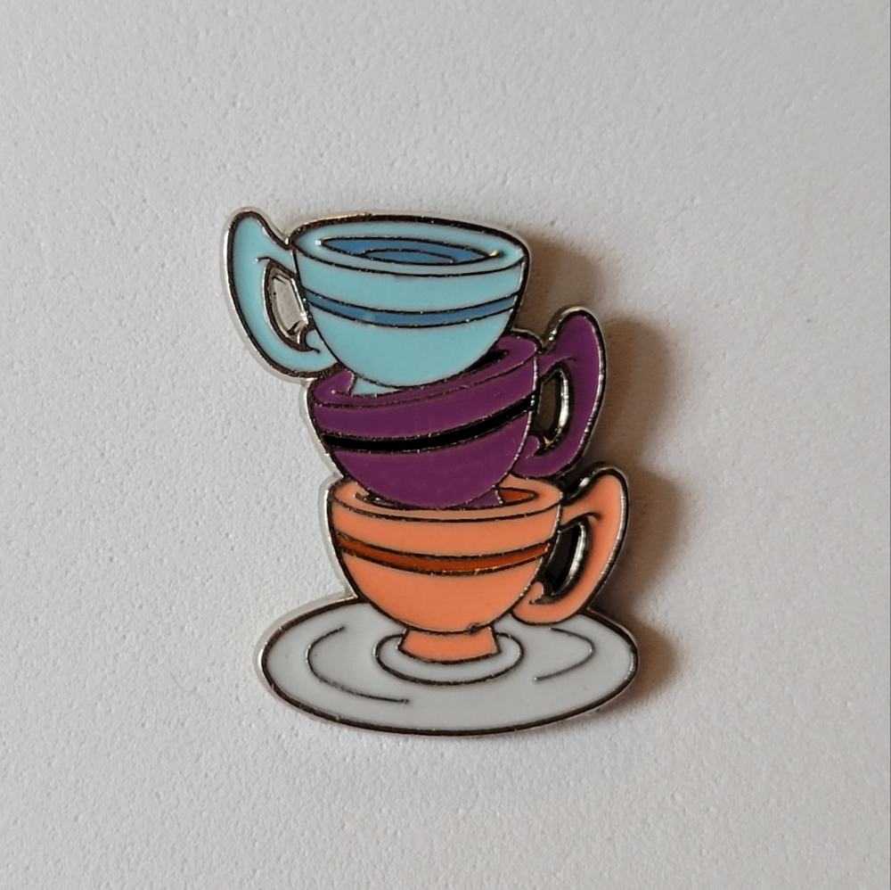 ✴️ 4/$25 Teacups Pin 124732 Alice in Wonderland Pin Set
